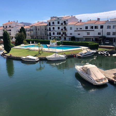 Port Sotavent 2C - Apartamento En La Marina De Empuriabrava - Piscina Comunitaria, - Parking - Vistas Al Canal - Cerca Centro Y Playa Eksteriør bilde